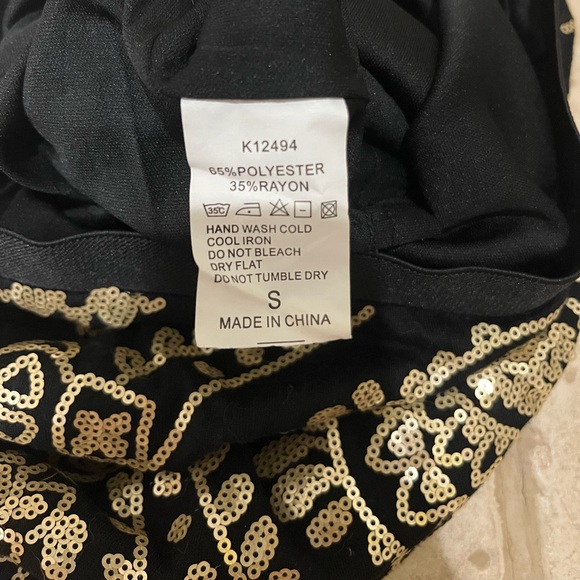 Interi Sequin gold and black mini skirt size small - Picture 2 of 5